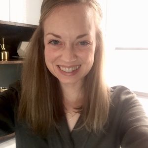 Meet your Posher, Katelyn